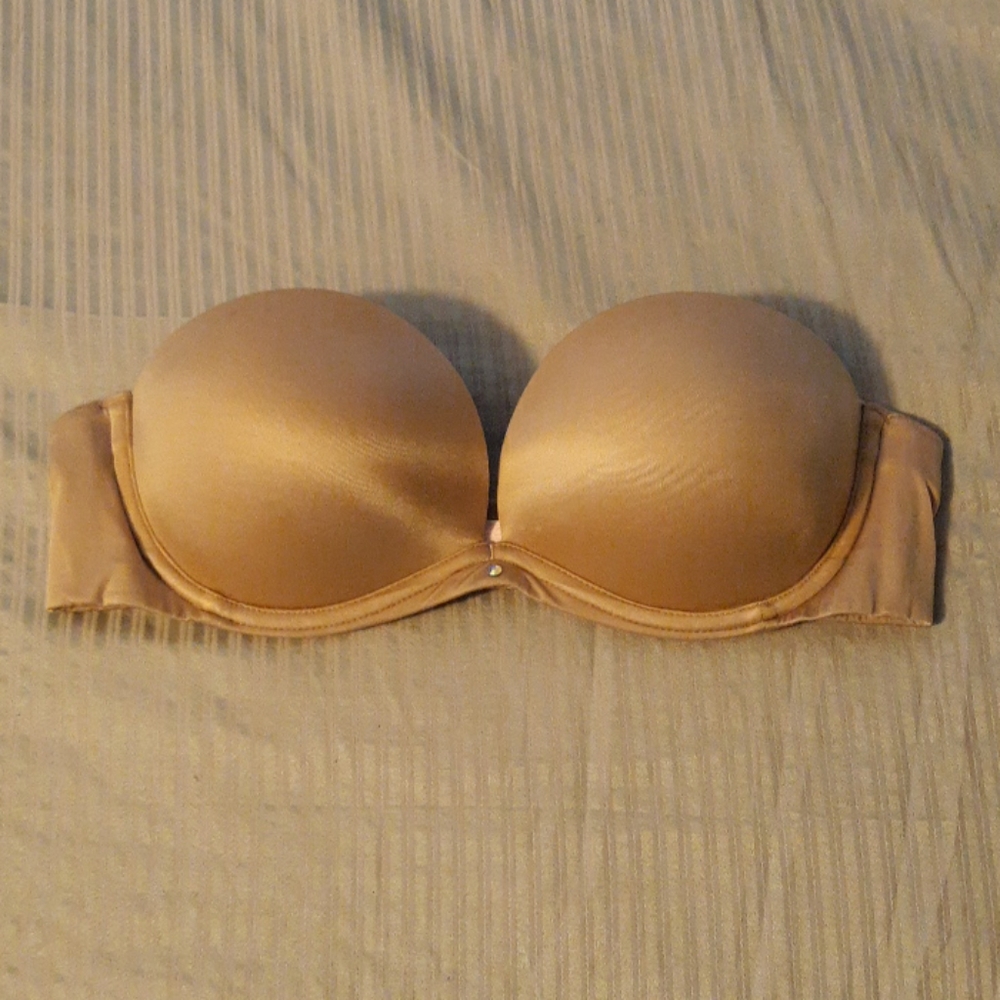 Strapless bra
